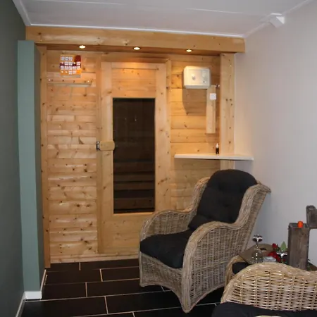 Дом отдыха Wellnesshuisje Boerenzwaluw