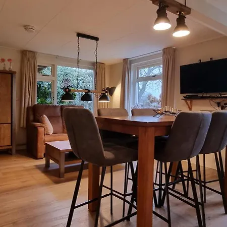 Wellnesshuisje Boerenzwaluw *